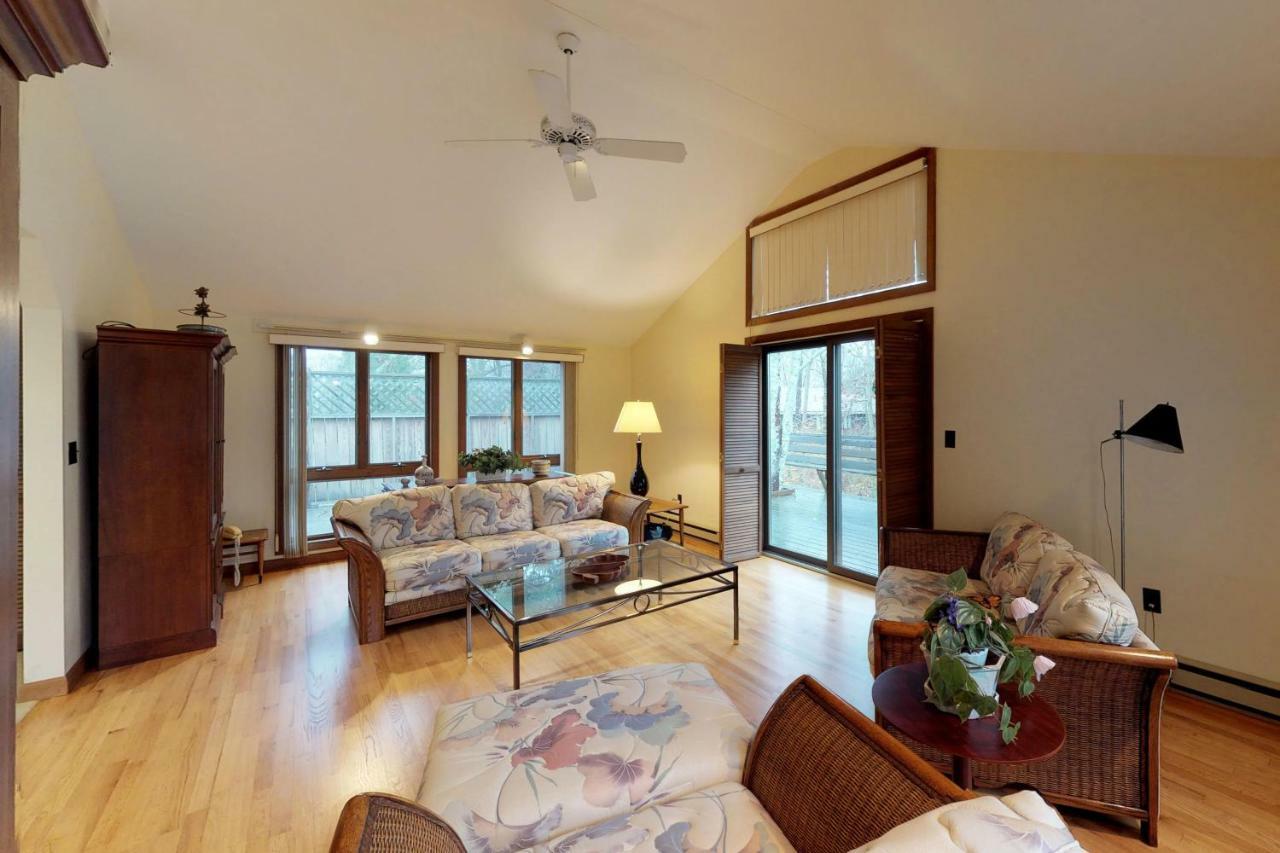 Island Getaway Villa Oak Bluffs Exterior photo
